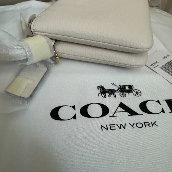 COACH Double Zip Chalk Leather Wristlet NWT - Picture 4 of 7